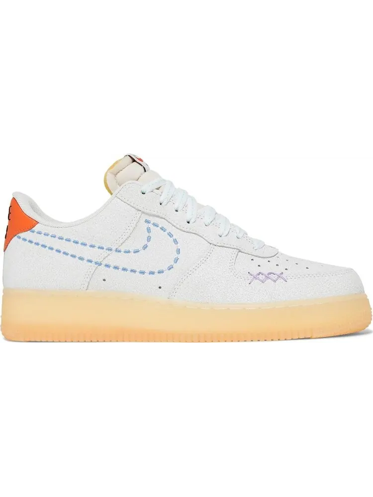 Кроссовки Nike Air Force 1 '07 LV8 'Nike 101' — изображение 1 из 8, белый