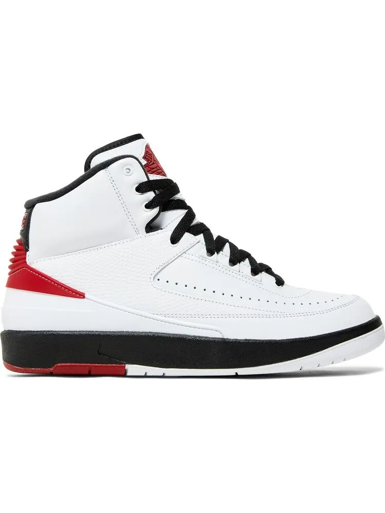 Кроссовки Air Jordan 2 Retro Chicago 2022 — изображение 1 из 10, белый