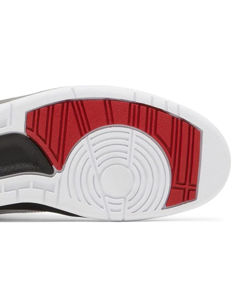 Кроссовки Air Jordan 2 Retro GS Chicago 2022 — изображение 5 из 8, белый