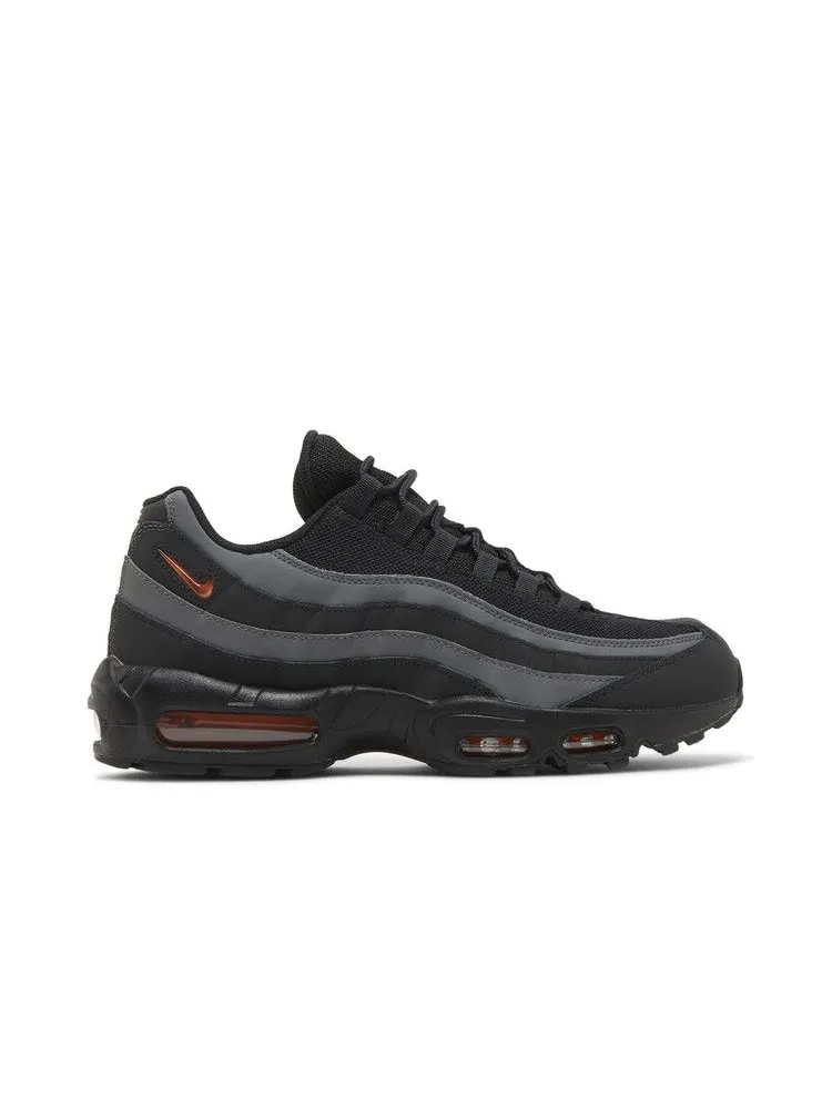 Кроссовки Nike Air Max 95 'Black Grey Safety Orange' — изображение 2 из 9