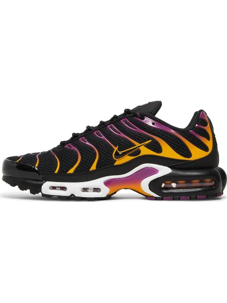 Кроссовки Nike Air Max Plus 'Black University Gold Viotech' — изображение 3 из 8, черный