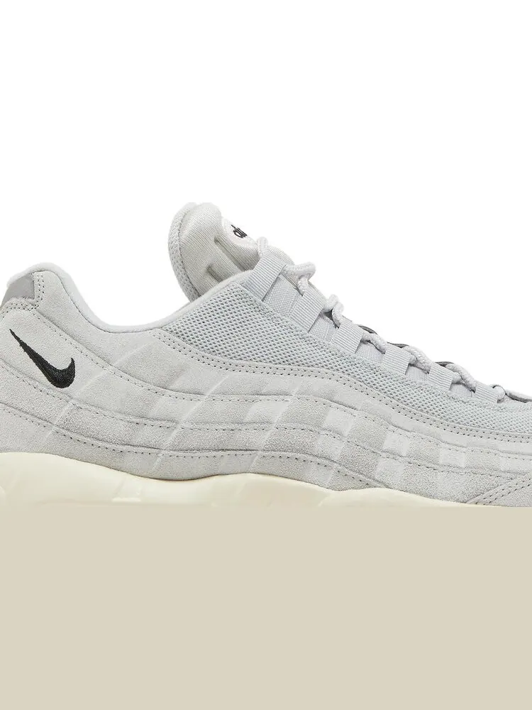 Кроссовки Nike Air Max 95 'Grey Fog Pink Foam' — изображение 2 из 8, серый
