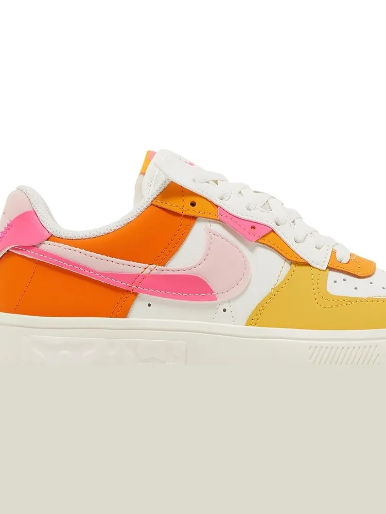 Кроссовки Nike Wmns Air Force 1 Fontanka 'Sunrise' — изображение 2 из 8, белый