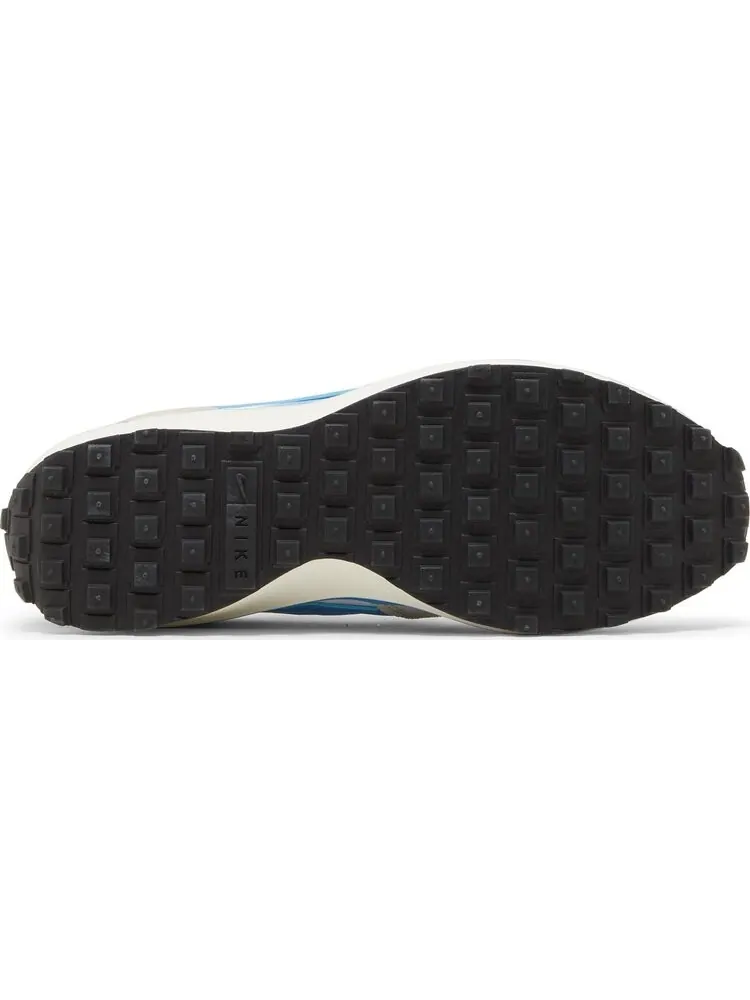 Кроссовки Nike Waffle Debut 'University Blue' — изображение 4 из 8, белый