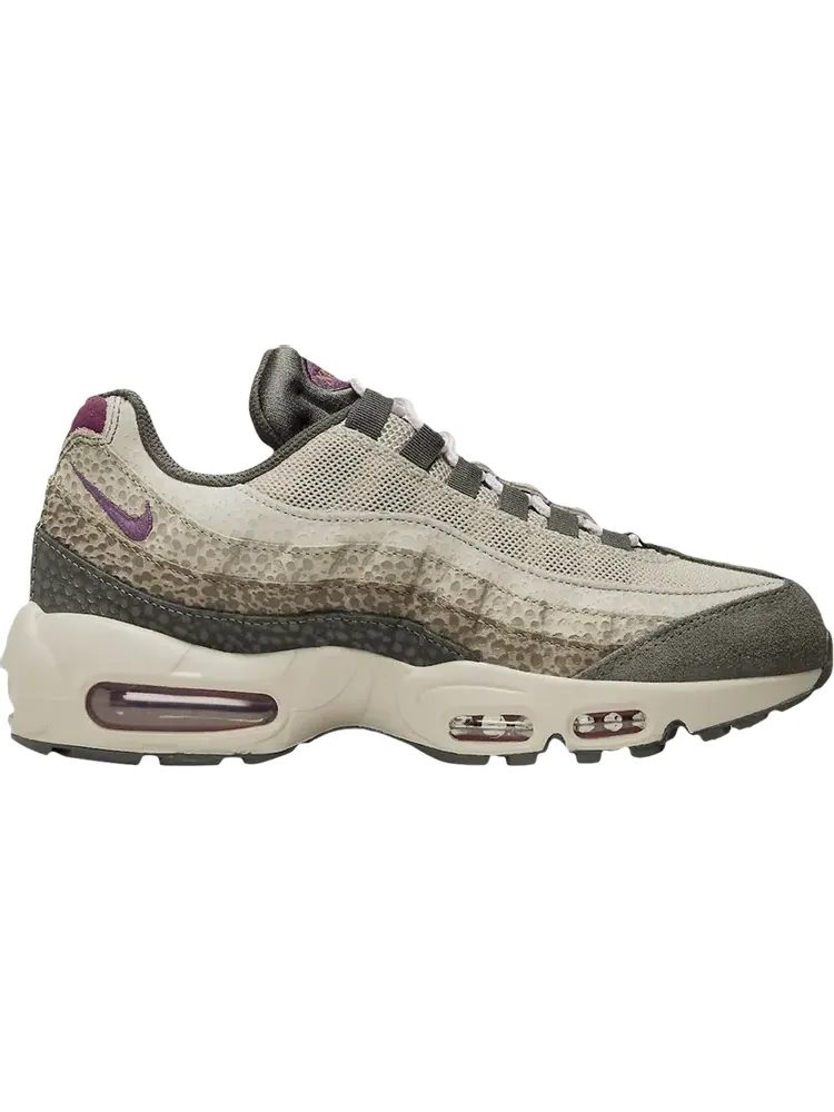 Кроссовки Nike Wmns Air Max 95 'Viotech' — изображение 1 из 1, коричневый