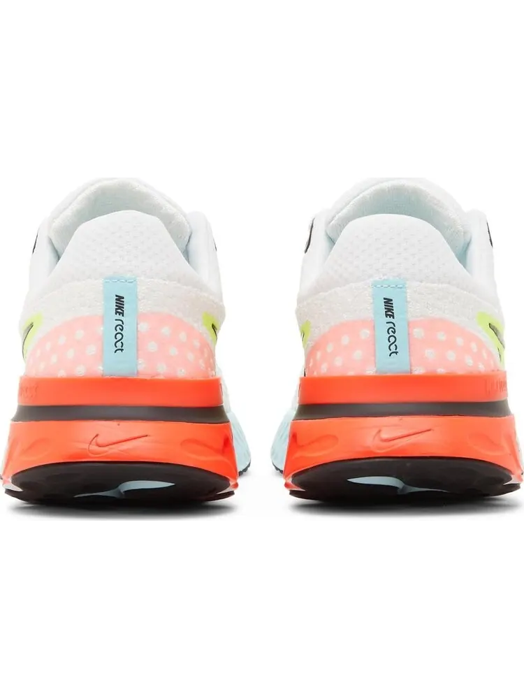 Кроссовки Nike Wmns React Infinity Run Flyknit 3 — изображение 6 из 8, белый