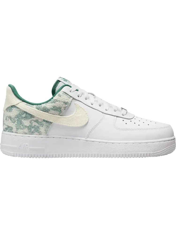 Кроссовки Nike Air Force 1 '07 LV8 'Neptune Green Camo' — изображение 1 из 1, бежевый