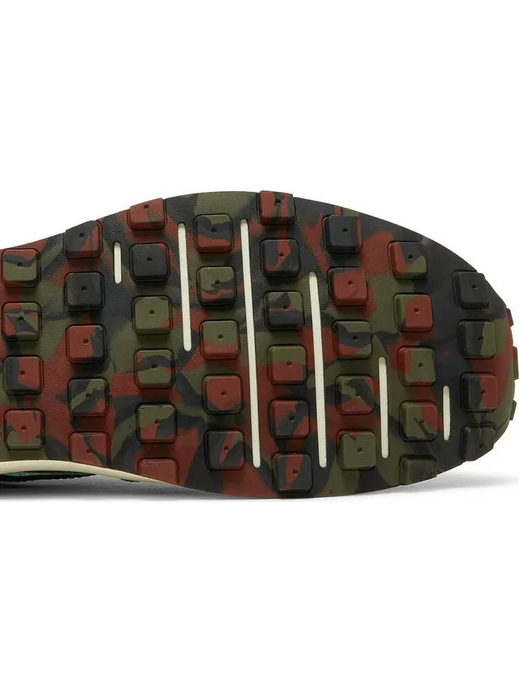 Кроссовки Nike Waffle One SE 'Camo Soles' — изображение 5 из 8, коричневый