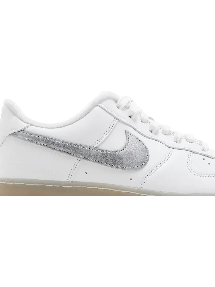 Кроссовки Nike Air Force 1 '07 Premium 'White Metallic Silver' — изображение 2 из 8, белый
