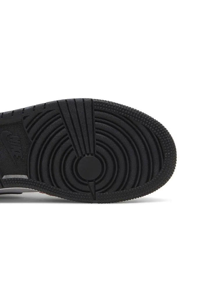 Кроссовки Air Jordan Air Jordan 1 Mid SE GS 'Flight Club' — изображение 6 из 9, белый/черный