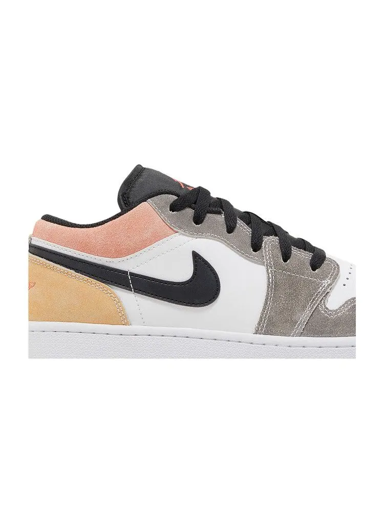 Кроссовки Air Jordan Air Jordan 1 Low SE GS 'Flight Club' — изображение 3 из 9, черный///белый