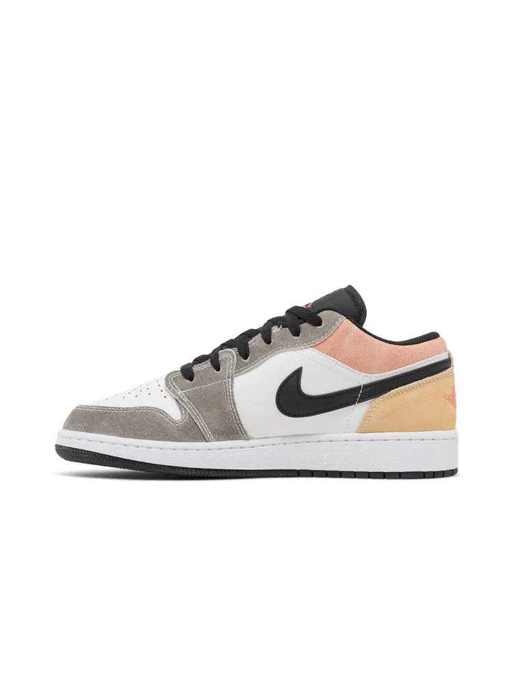 Кроссовки Air Jordan Air Jordan 1 Low SE GS 'Flight Club' — изображение 4 из 9, черный///белый