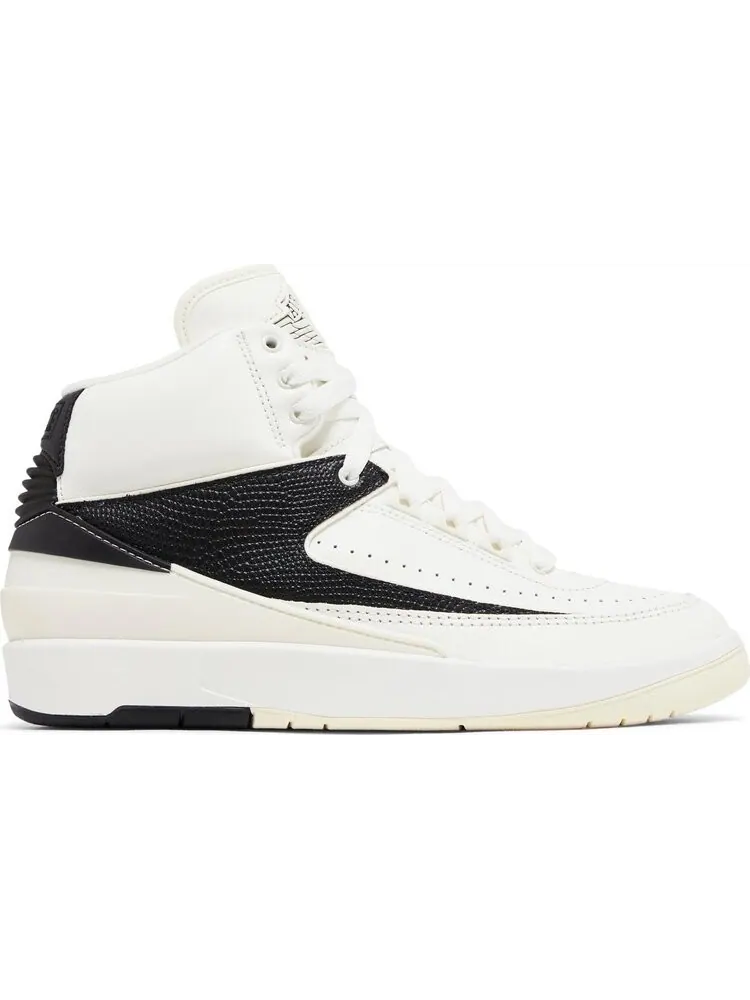 Кроссовки Wmns Air Jordan 2 Retro 'Sail Black' — изображение 1 из 4, бежевый