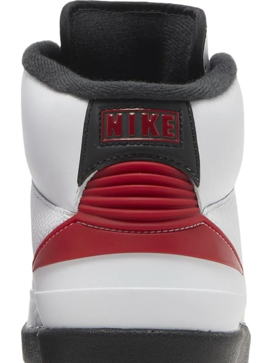 Кроссовки Wmns Air Jordan 2 Retro Chicago 2022 — изображение 7 из 9, белый