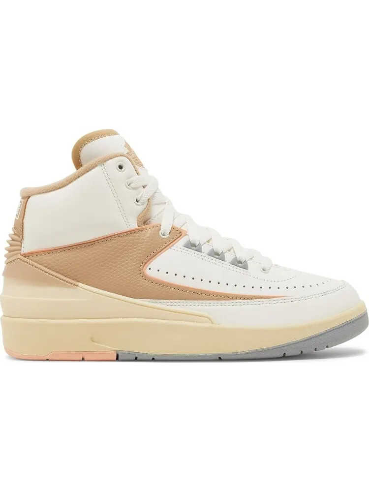 Кроссовки Wmns Air Jordan 2 Retro Craft — изображение 1 из 10, белый