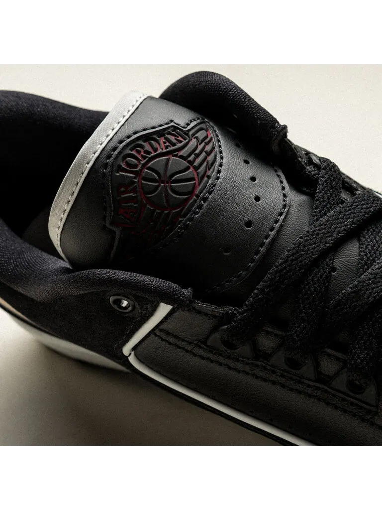 Кроссовки Nike Wmns Air 2 Retro Low Air Jordan — изображение 2 из 9