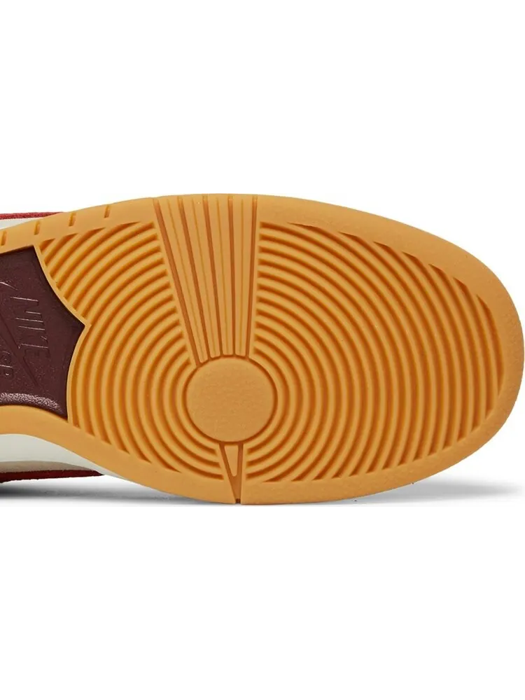 Кроссовки Nike Skate Like a Girl x Dunk Low SB — изображение 5 из 10, белый