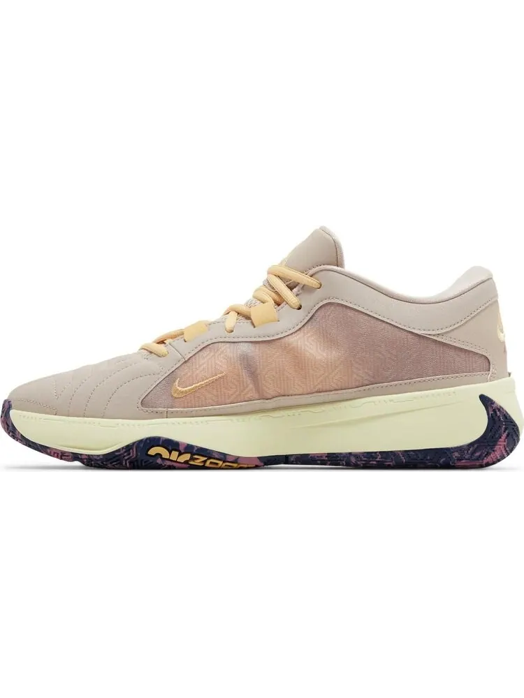 Кроссовки Zoom Freak 5 'Fossil Stone' — изображение 3 из 4, розовый