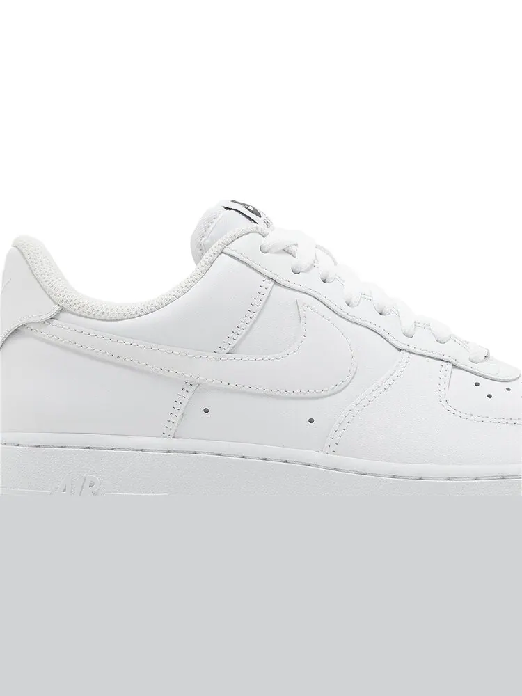 Женские кроссовки Nike Air Force 1 '07 EasyOn — изображение 2 из 4, белый