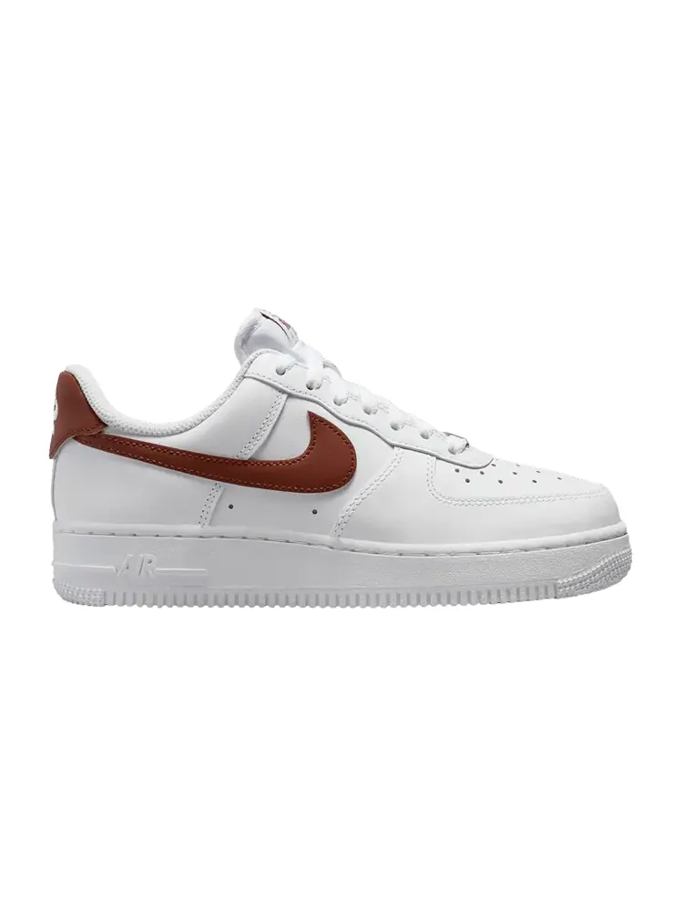 Кроссовки Nike Wmns Air Force 1 '07 EasyOn 'Rugged Orange' — изображение 1 из 1, белый/оранжевый