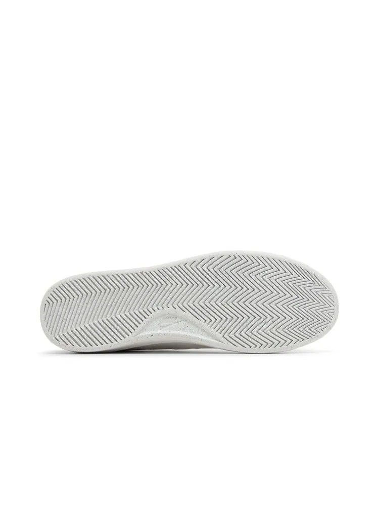 Кроссовки Nike Court Royale 2 Next Nature 'White Midnight Navy' — изображение 5 из 9, белый/темно-синий/белый