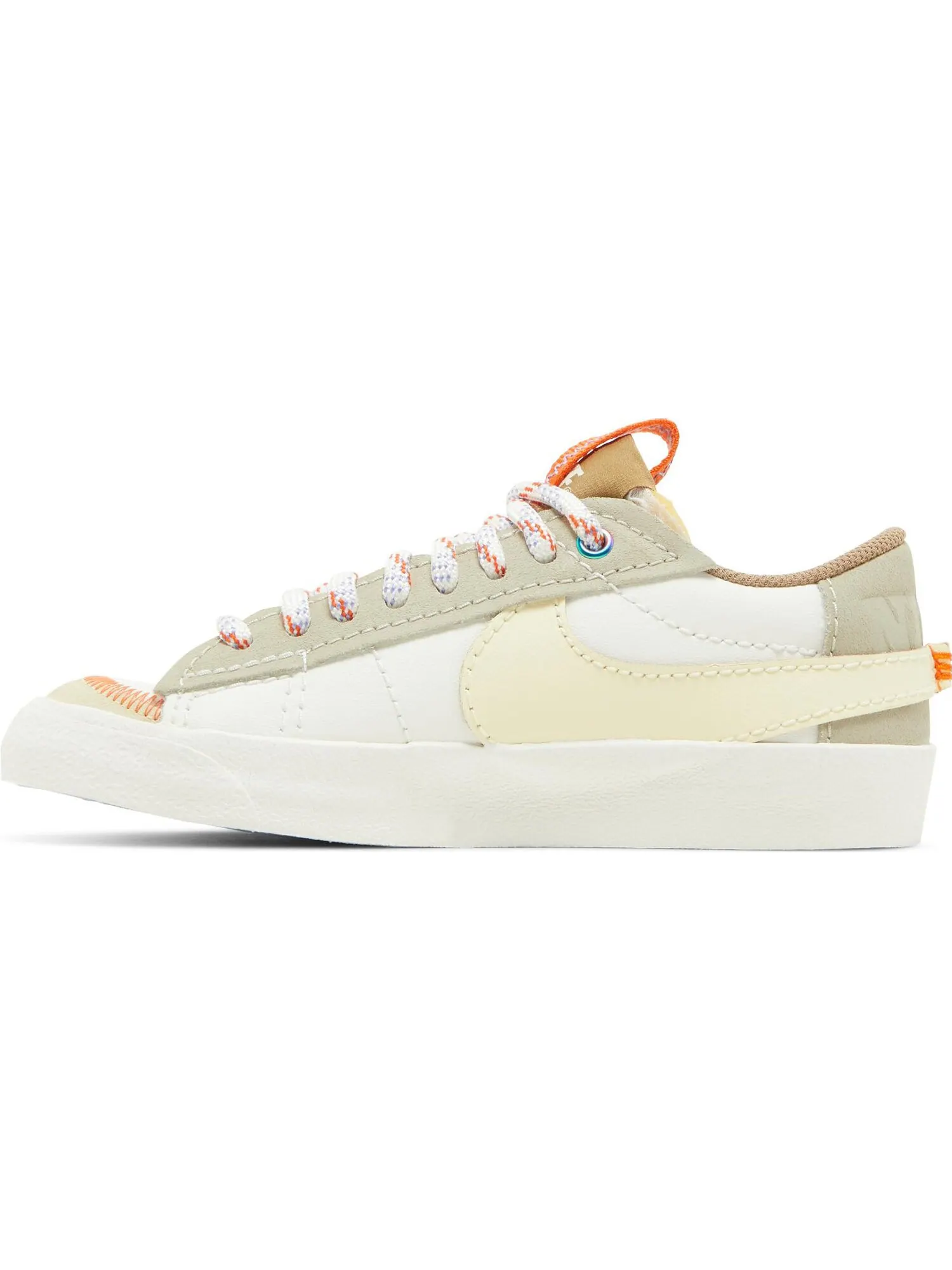 Кроссовки Nike Wmns Blazer Low — изображение 2 из 5, белый