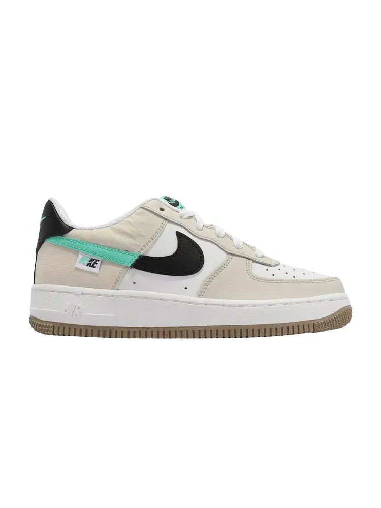 Кроссовки Nike Air Force 1 LE GS — изображение 1 из 1, белый