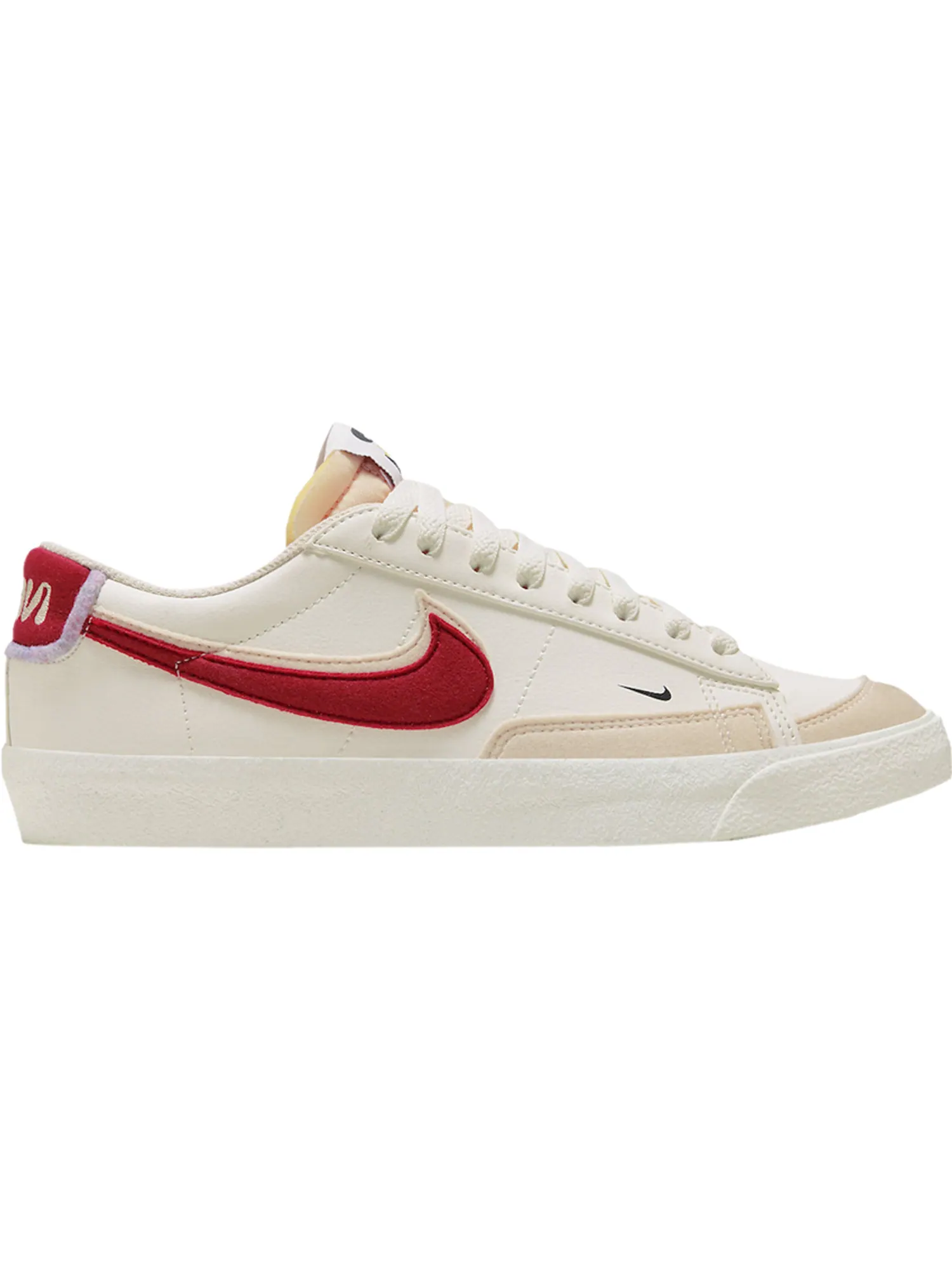 Кроссовки Nike Wmns Blazer Low — изображение 1 из 1, бежевый