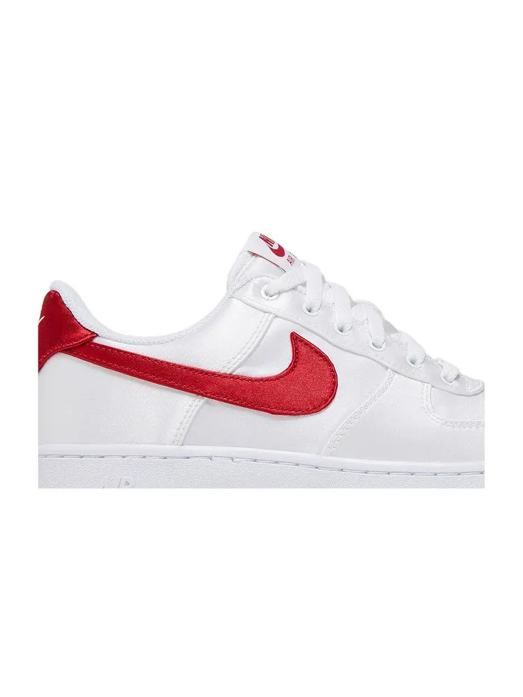Кроссовки Nike Wmns Air Force 1 Low 'Satin - White Gym Red' — изображение 3 из 9, белый/красный/белый