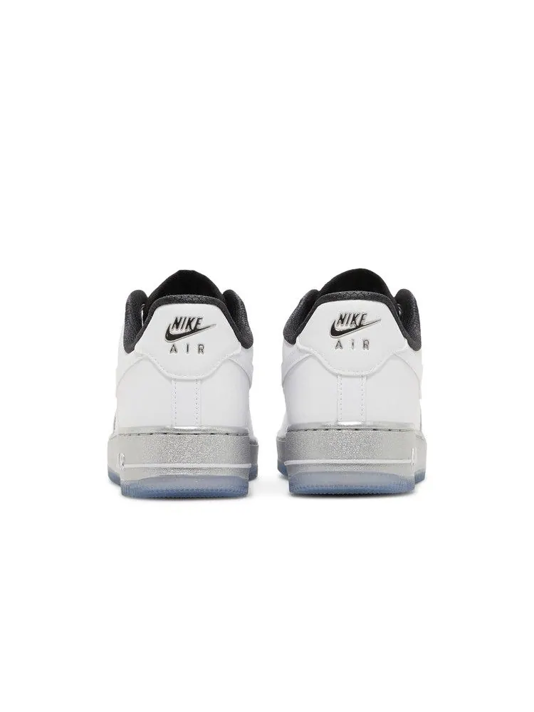 Кроссовки Nike Wmns Air Force 1 07 SE 'Chrome Pack - White' — изображение 7 из 9
