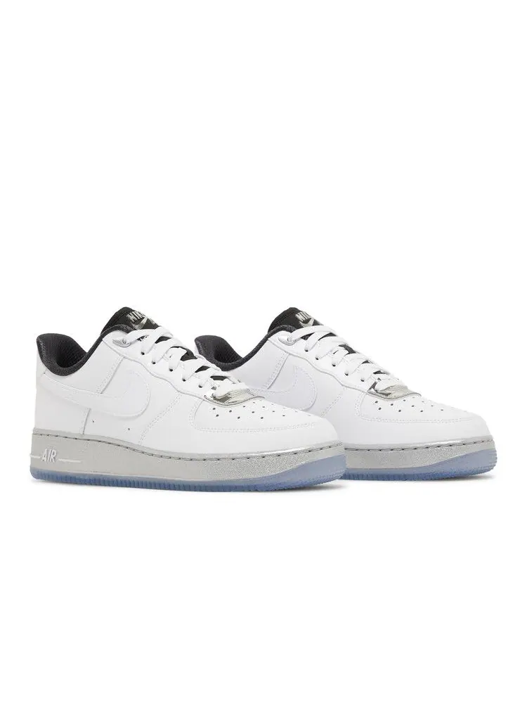 Кроссовки Nike Wmns Air Force 1 07 SE 'Chrome Pack - White' — изображение 9 из 9