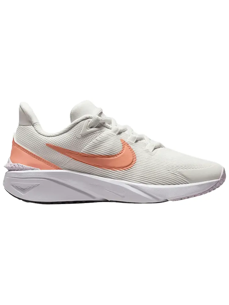 Кроссовки Nike Star Runner 4 GS Road — изображение 1 из 1, белый