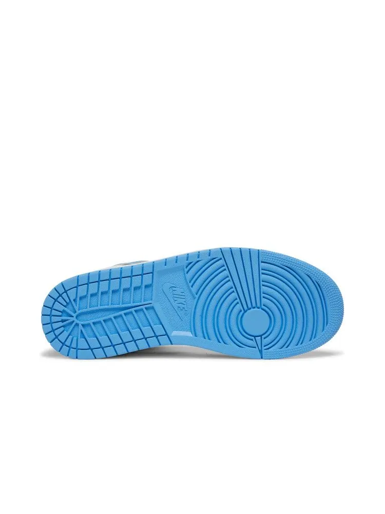 Кроссовки Air Jordan Air Jordan 1 Mid SE 'University Blue' — изображение 5 из 9, белый/серый/синий