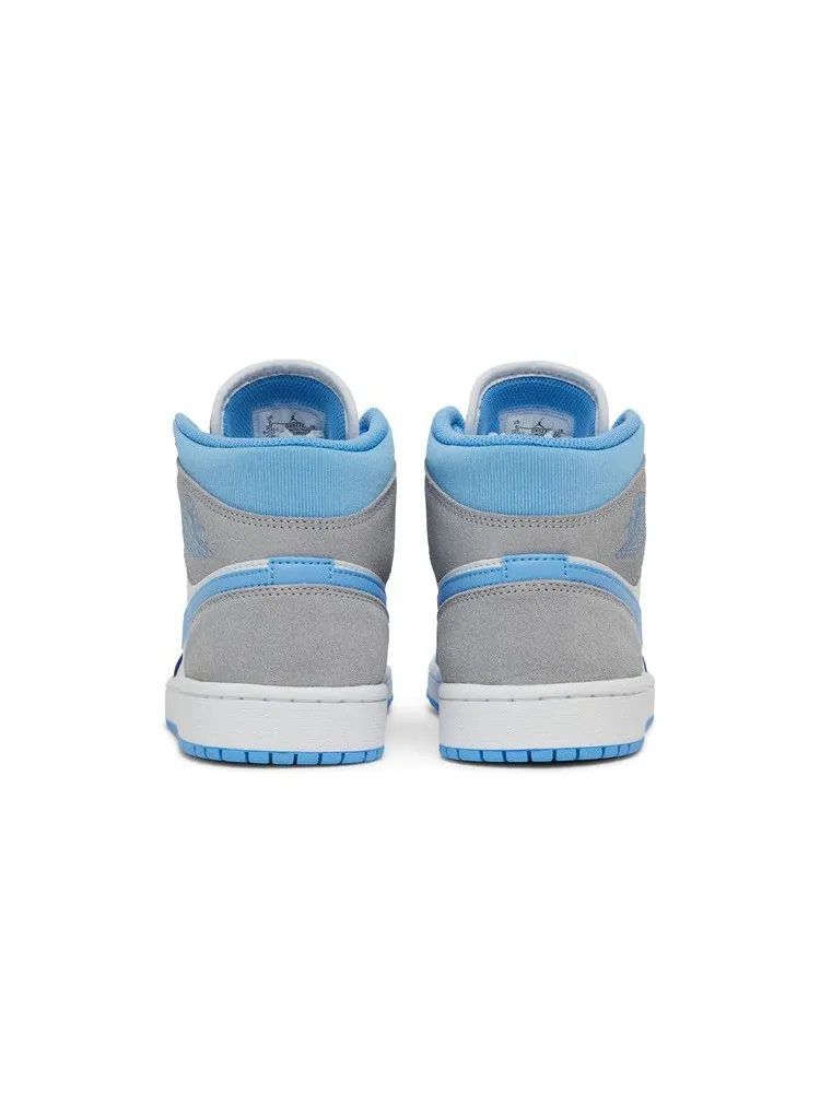 Кроссовки Air Jordan Air Jordan 1 Mid SE 'University Blue' — изображение 7 из 9, белый/серый/синий