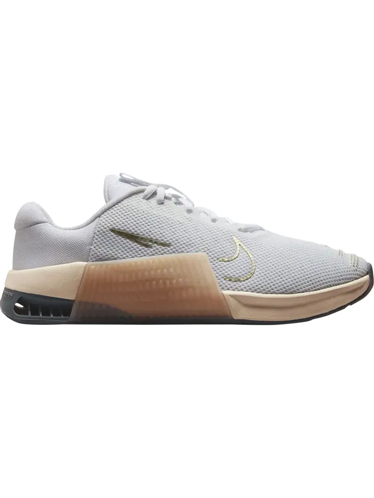 Кроссовки Wmns Metcon 9 'White Gold Sanddrift' — изображение 1 из 1, белый