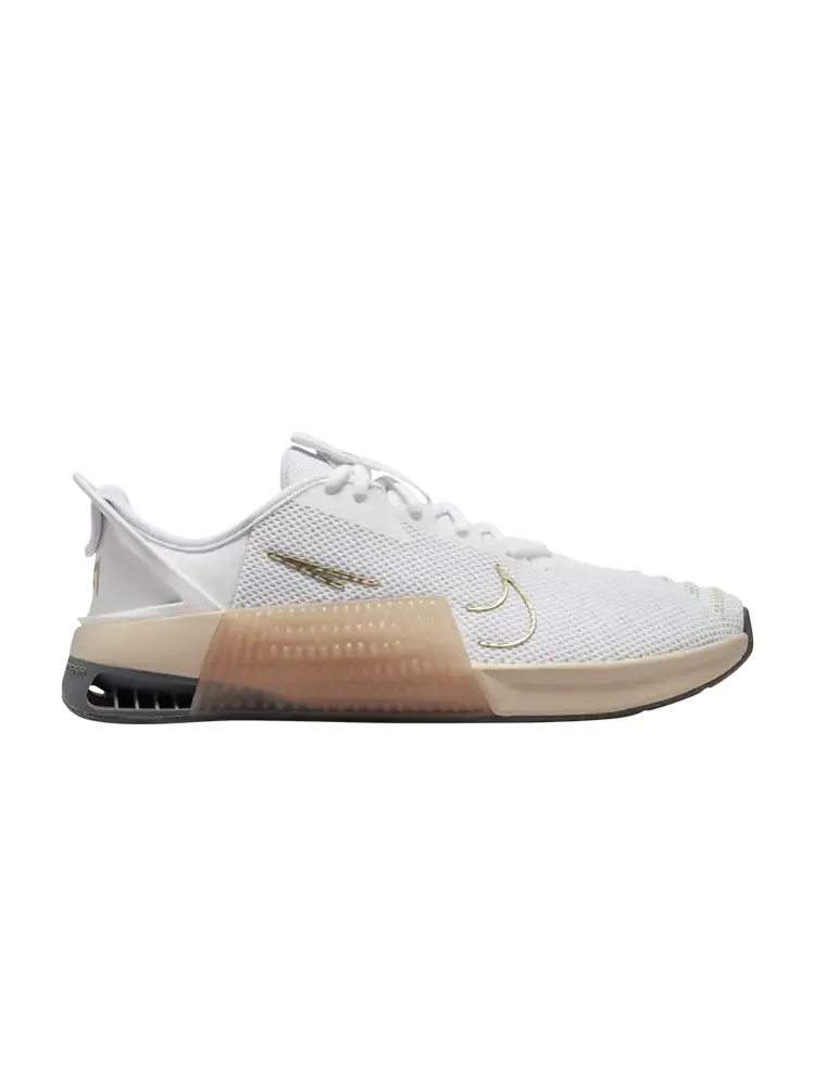 Кроссовки Wmns Metcon 9 EasyOn — изображение 1 из 1
