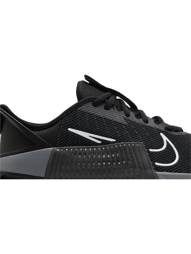 Кроссовки Metcon 9 EasyOn 'Black Smoke Grey' — изображение 2 из 4, черный
