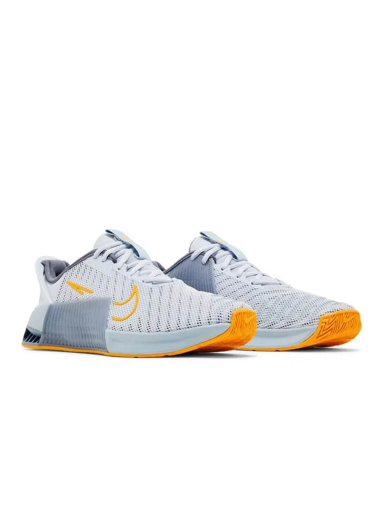 Кроссовки Metcon 9 EasyOn 'Football Grey Sundial' — изображение 8 из 8, серый