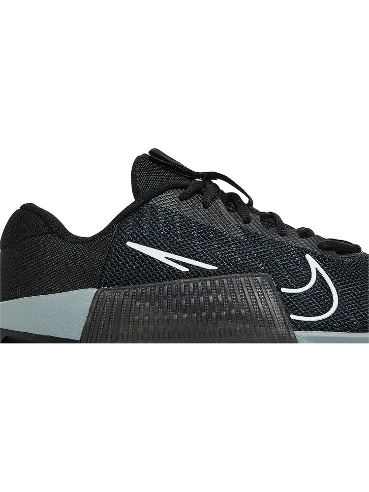 Кроссовки Metcon 9 'Black Smoke Grey' — изображение 2 из 4, черный