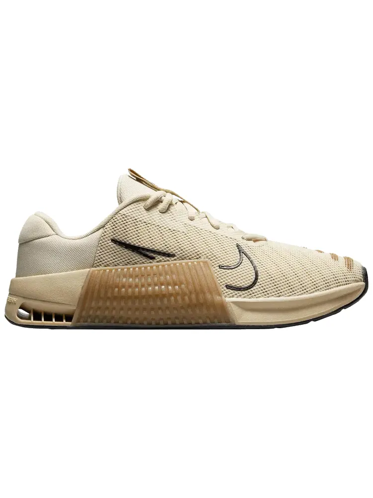 Кроссовки Nike Metcon 9 'Light Khaki' — изображение 1 из 1, загар