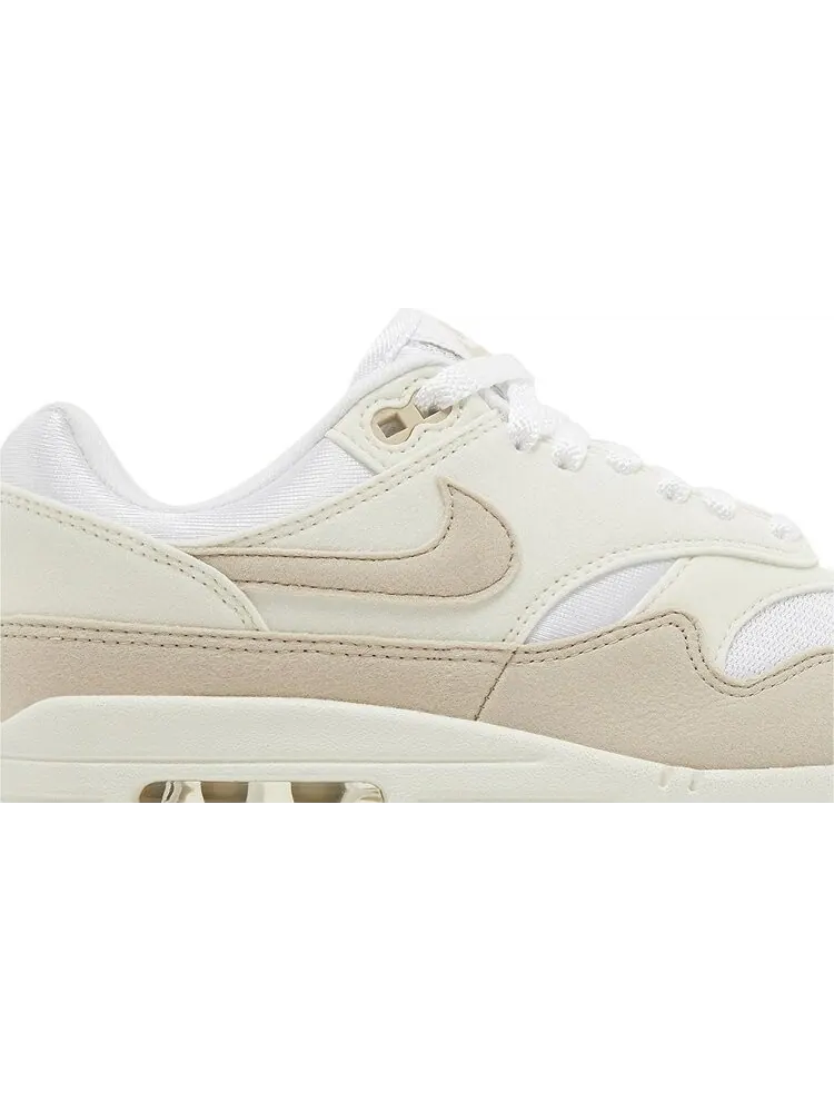 Кроссовки Wmns Air Max 1 'Pale Ivory' — изображение 2 из 4, бежевый