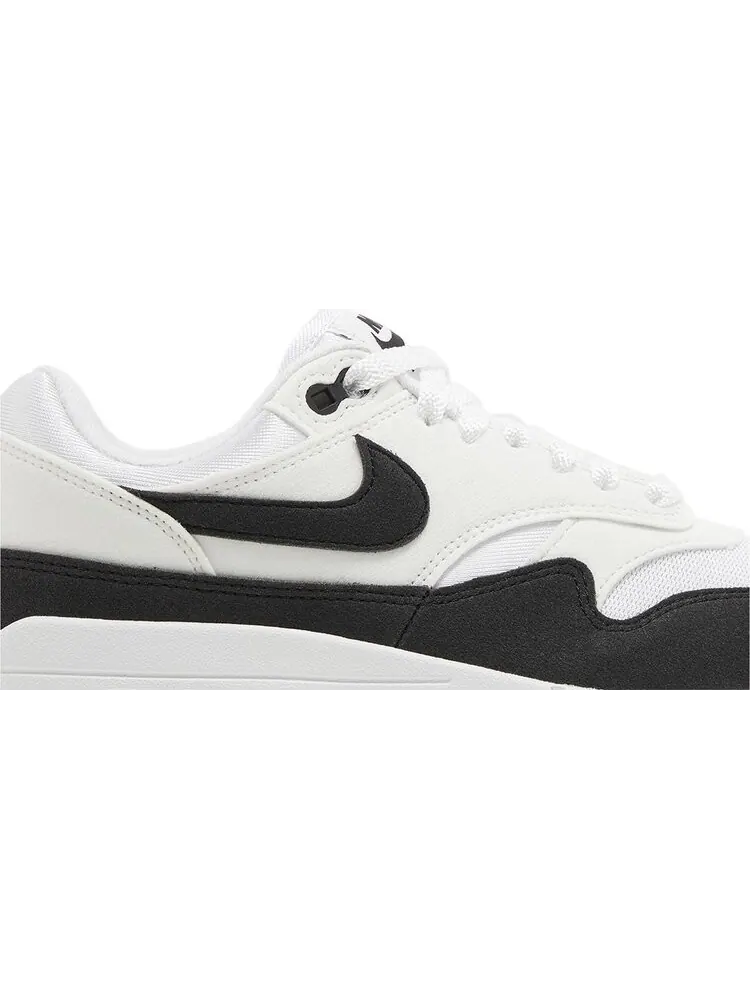 Кроссовки Wmns Air Max 1 'White Black' — изображение 2 из 4, белый