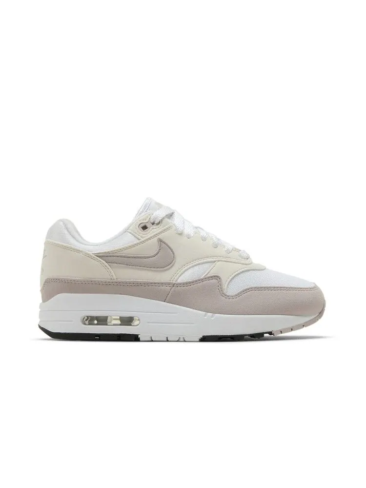 Кроссовки Nike Wmns Air Max 1 'Platinum Violet' — изображение 2 из 9