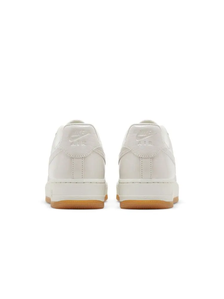 Кроссовки Nike Wmns Air Force 1 '07 LX 'Phantom Croc' — изображение 7 из 9, светлый коричневый