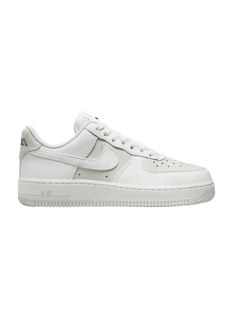 Кроссовки Nike Wmns Air Force 1 '07 LX 'White Light Smoke Grey' — изображение 1 из 1
