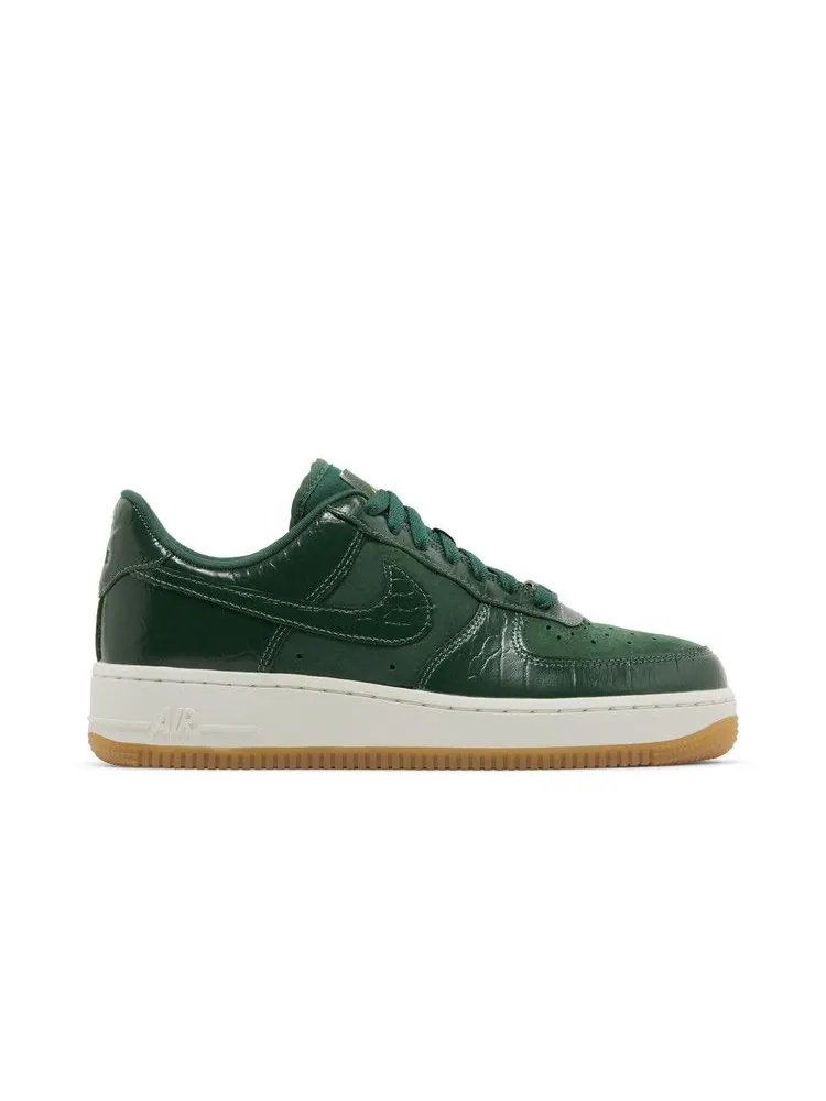 Кроссовки Nike Wmns Air Force 1 '07 LX 'Gorge Green Croc' — изображение 2 из 9, зеленый/зеленый