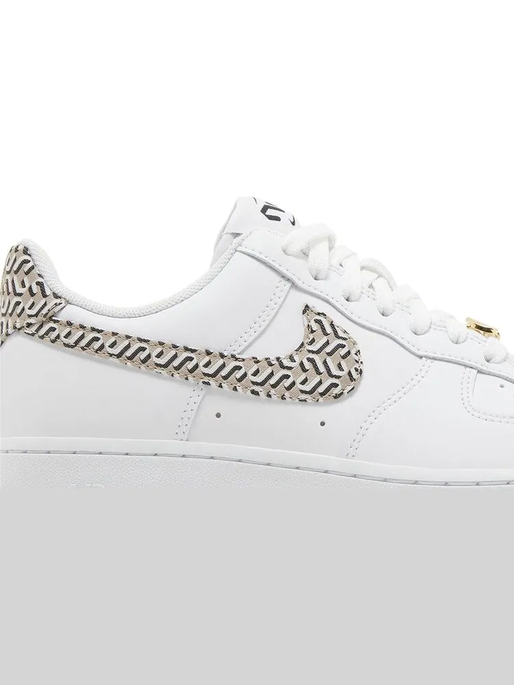Кроссовки Wmns Air Force 1 LX 'United in Victory - White' — изображение 2 из 4, белый