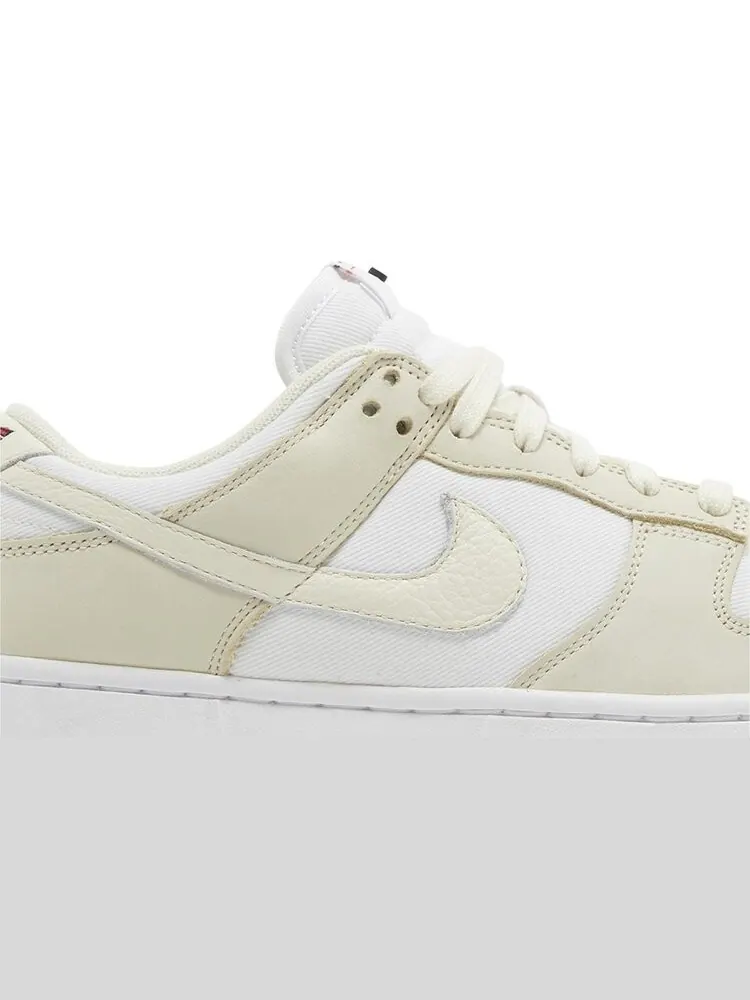 Кроссовки Wmns Dunk Low LX 'Coconut Milk' — изображение 2 из 4, бежевый