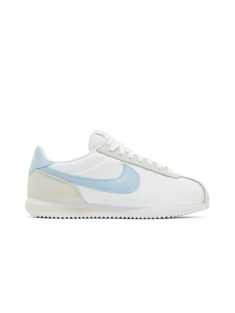 Кроссовки Nike Wmns Cortez 'White Light Armory Blue' — изображение 2 из 9