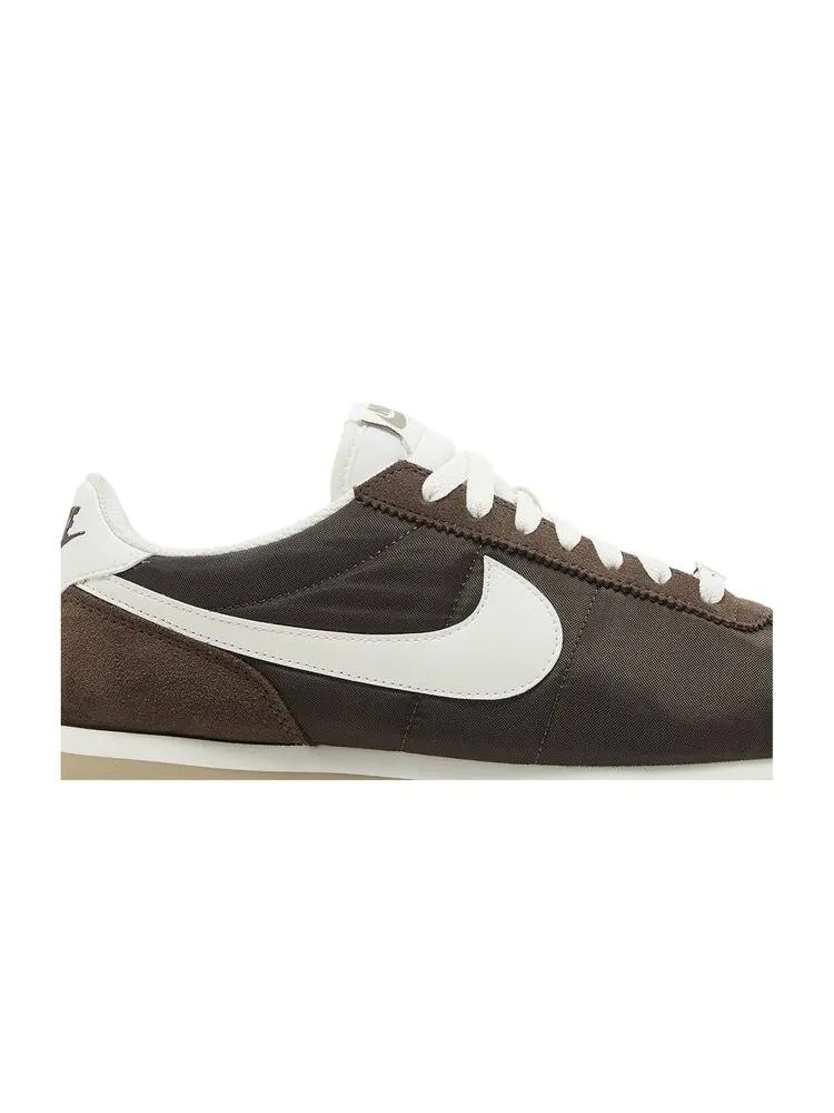 Кроссовки Nike Cortez Textile — изображение 2 из 5, коричневый